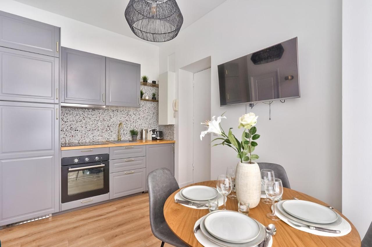 Newly Renovated ! Stunning 2Br Apt In The Heart Of Paris 15 Exterior photo